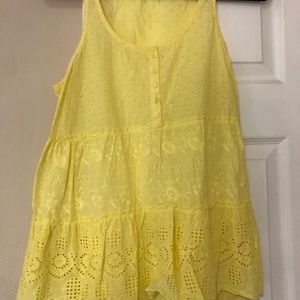 🛍💵 4/$25 New yellow eyelet babydoll tank